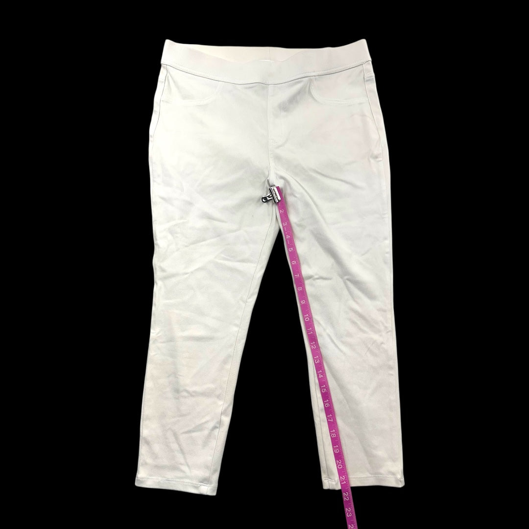 Time and Tru Pull On Capris
