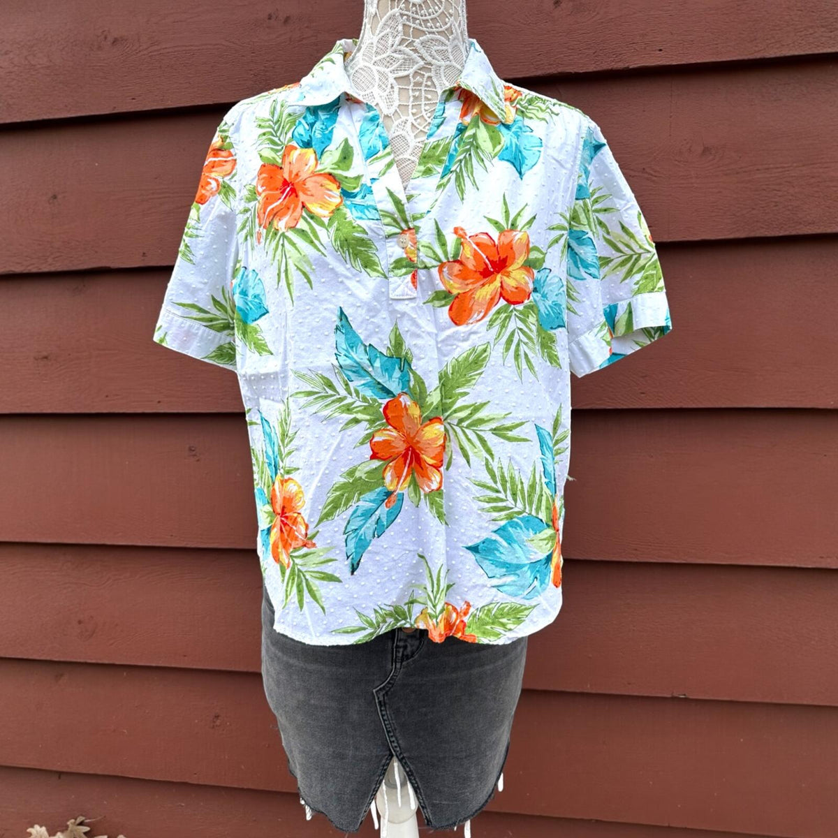 Vintage Cathy Daniels Tropical Hibiscus Short Sleeve Top