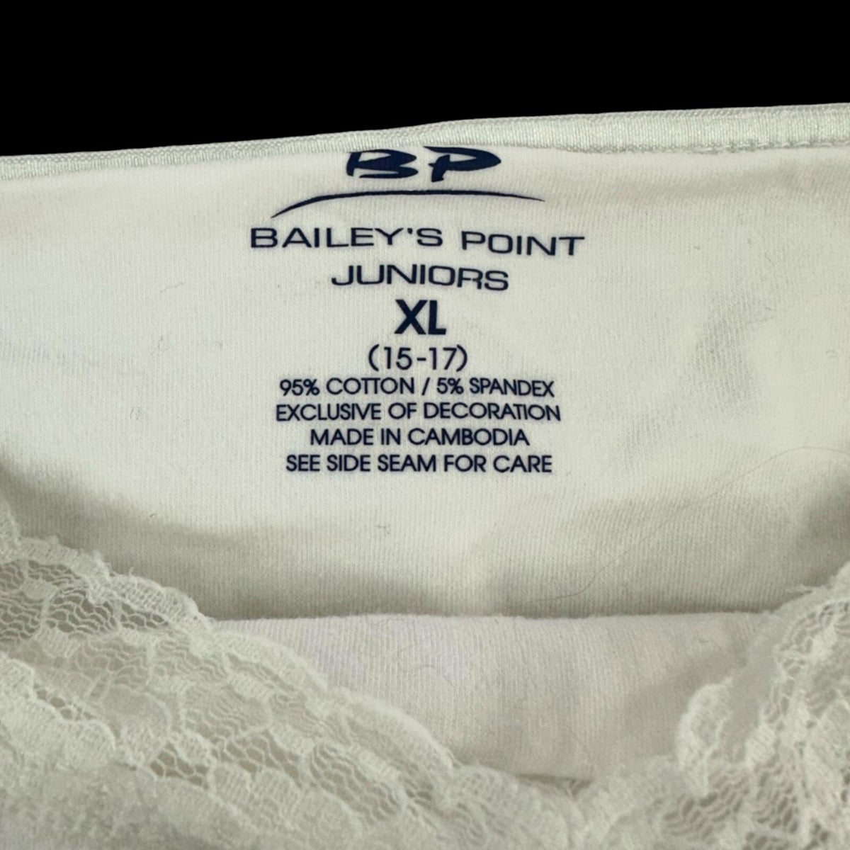 Bailey's Point White Lace Cami Top with Ruffled Hem Coquette Fairy Y2K
