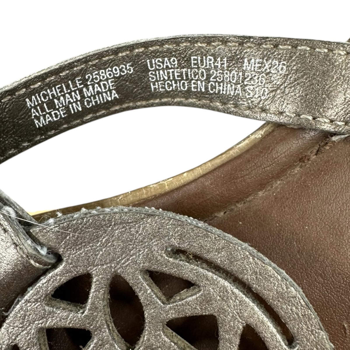 Faded Glory Silver Pewter Medallion Thong Sandals Boho Chic Y2K