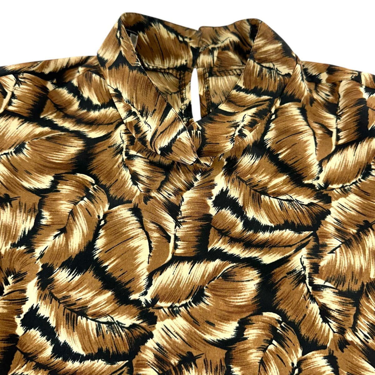 Sheridan Square Vintage Blouse Brown Black Feather Leaf Print Mock Neck Keyhole