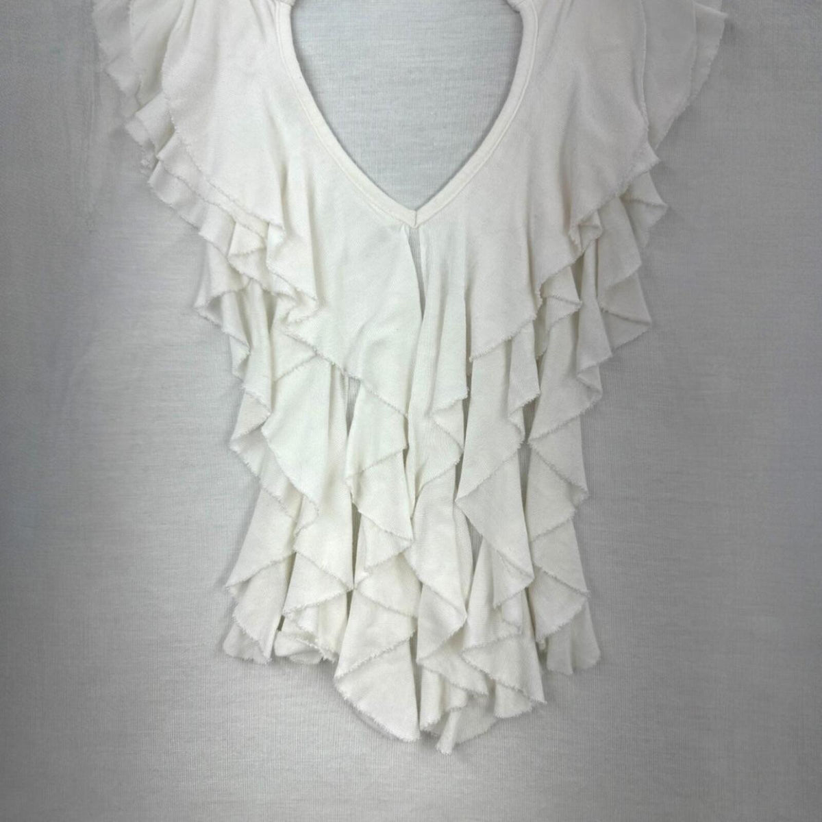 The Limited White Sleeveless Ruffle Blouse Y2K Office Siren Coquette Girl