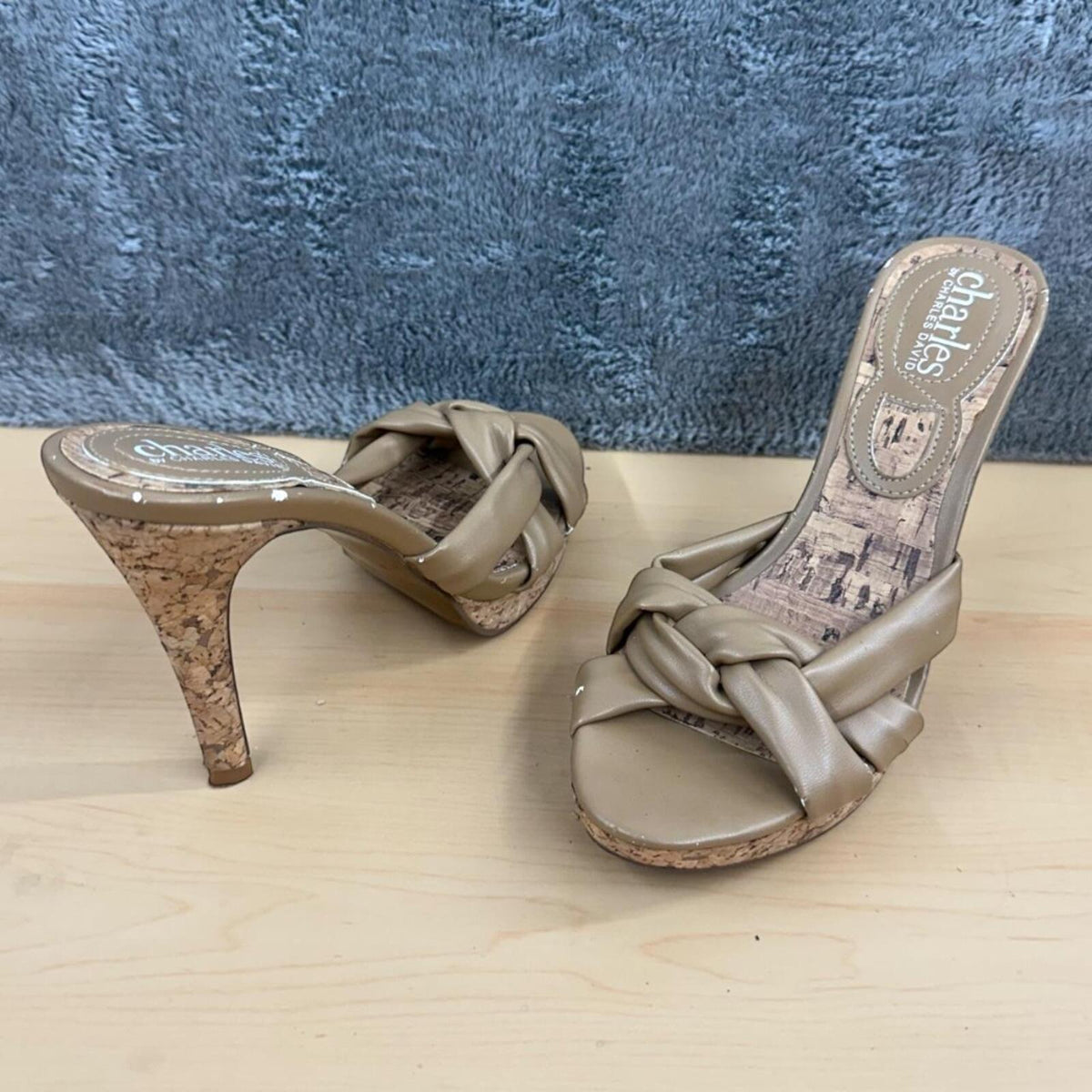 Charles by Charles David Tan Twisted Knot Cork Heels Y2K Preppy
