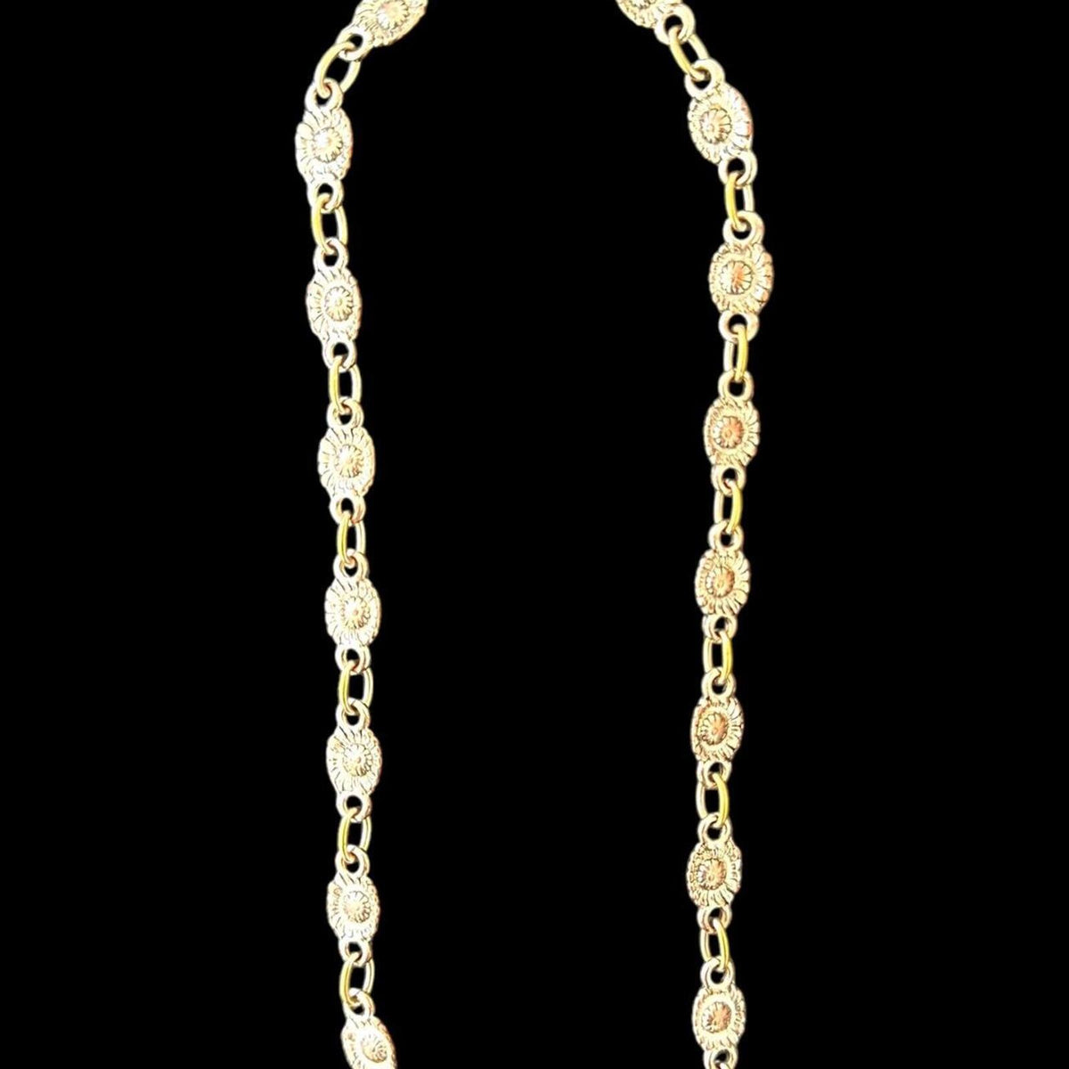 Vintage Gold Tone Daisy Link Chain Necklace