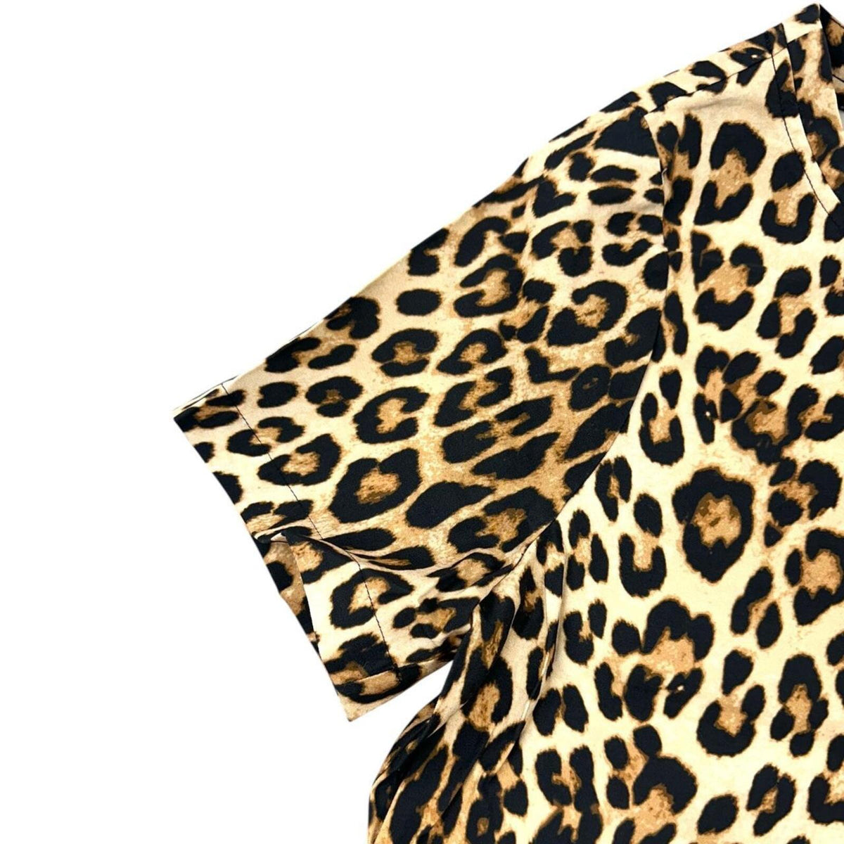 Good American Leopard Print Woven Pocket T Shirt