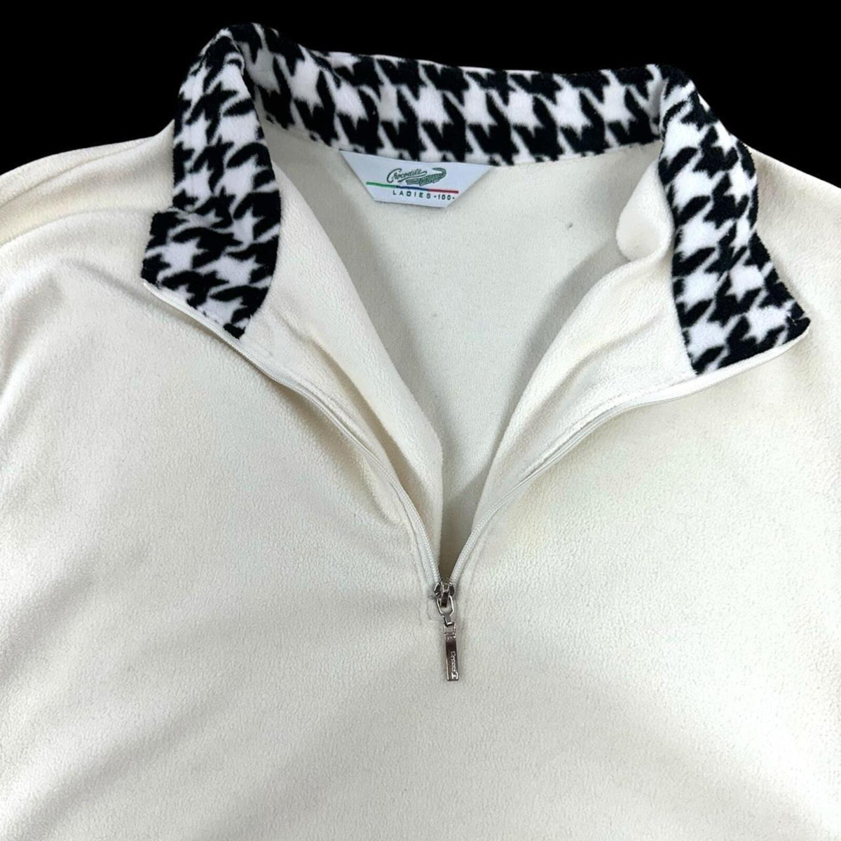Crocodile White Fleece Quarter Zip Pullover with Houndstooth Collar