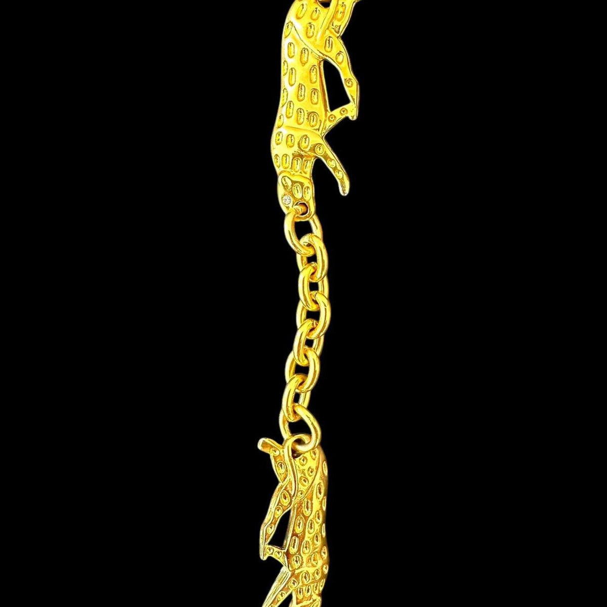Gold Tone Leopard Charm Chain Necklace