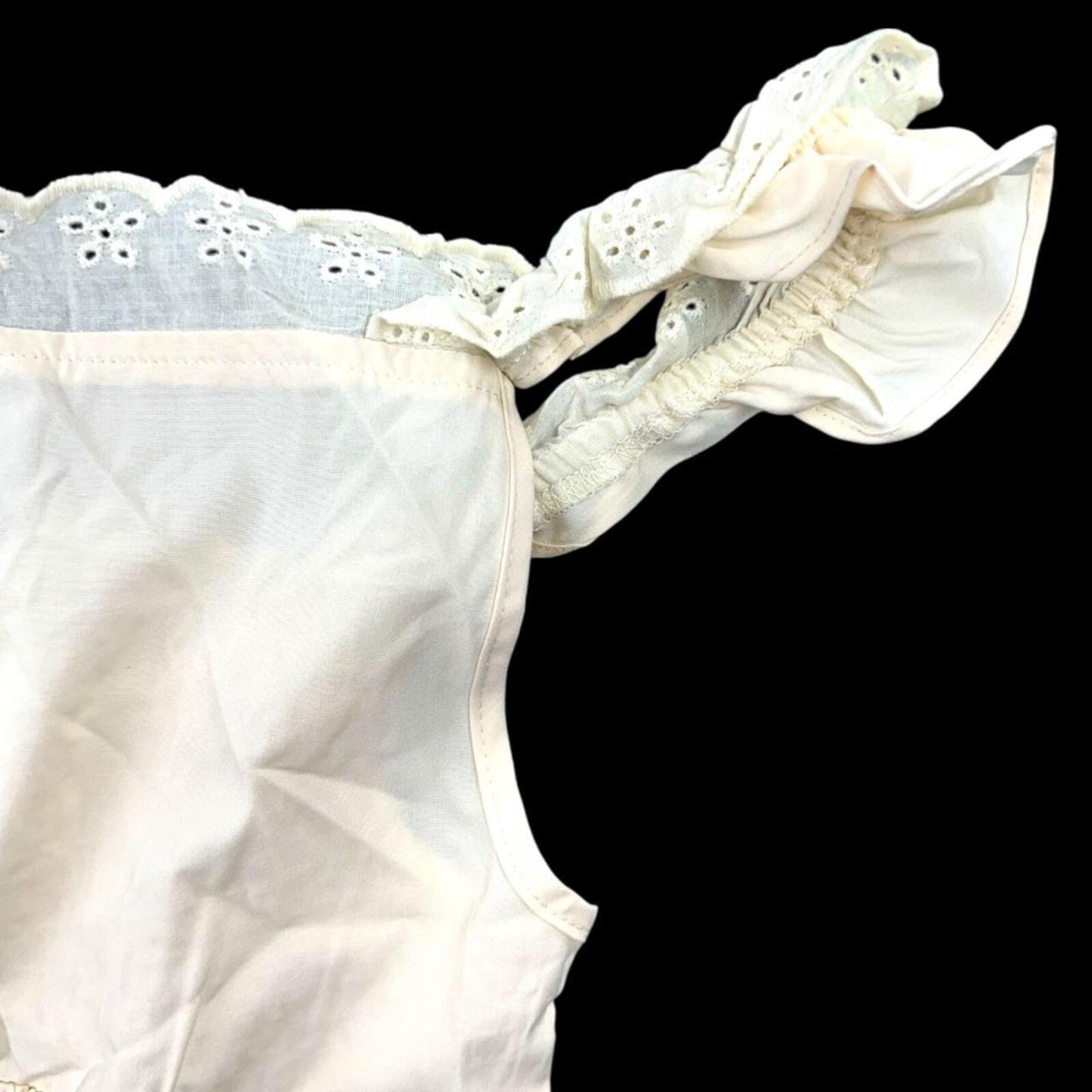 SHEIN Cream White Halter Crop Top with Lace Detailing Bohemian Fairycore