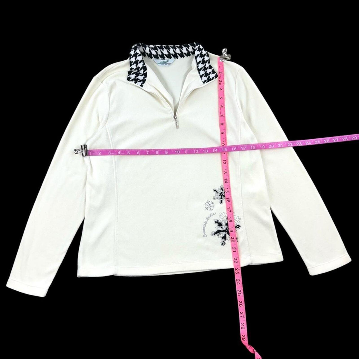Crocodile White Fleece Quarter Zip Pullover with Houndstooth Collar
