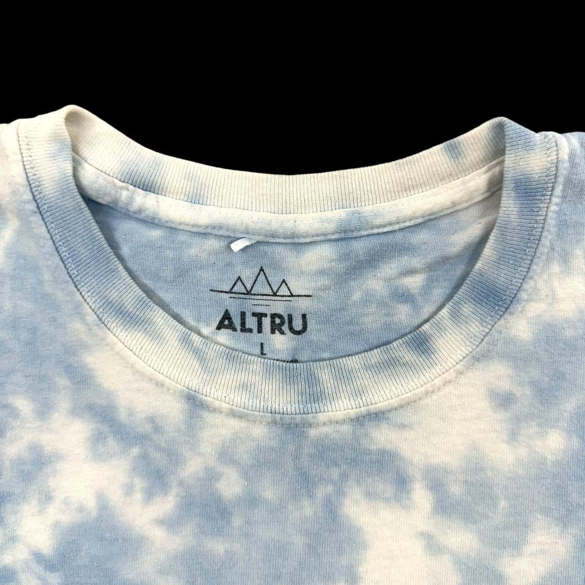 Altru Apparel OG Kush Tie Dye Streetwear T Shirt Blue White