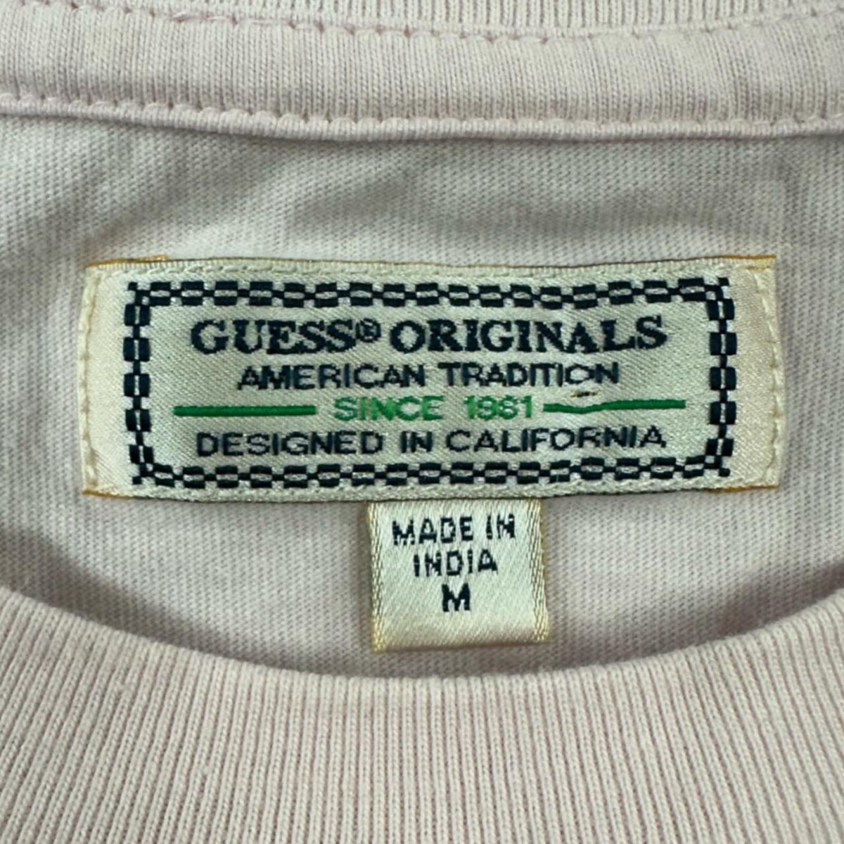 Guess Tee Vintage Logo