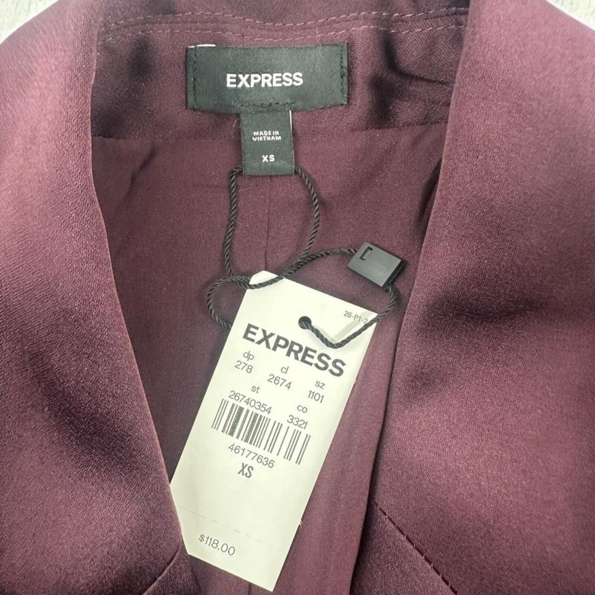 NWOT Express Satin Boyfriend Blazer in Deep Plum Burgundy Elegant Preppy Glam
