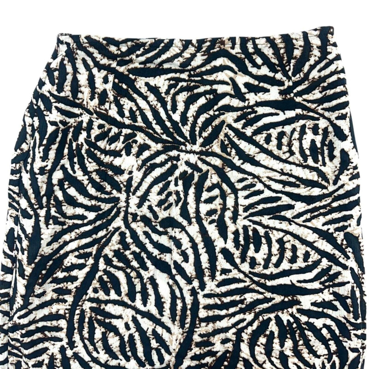 White Stag Black and White Abstract Print Midi Skirt with Ruffled Hem Y2K Boho