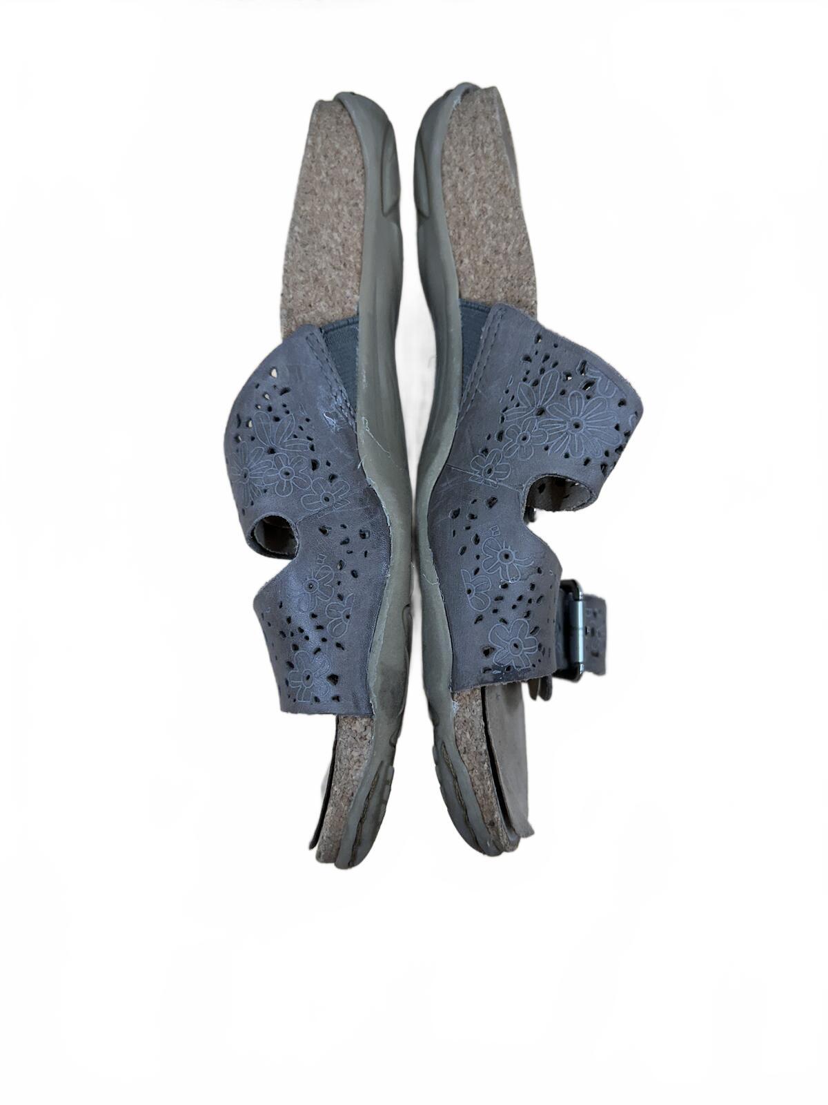 Earth Gray Floral Cutout Slide Sandals Casual Comfortable Summer Footwear
