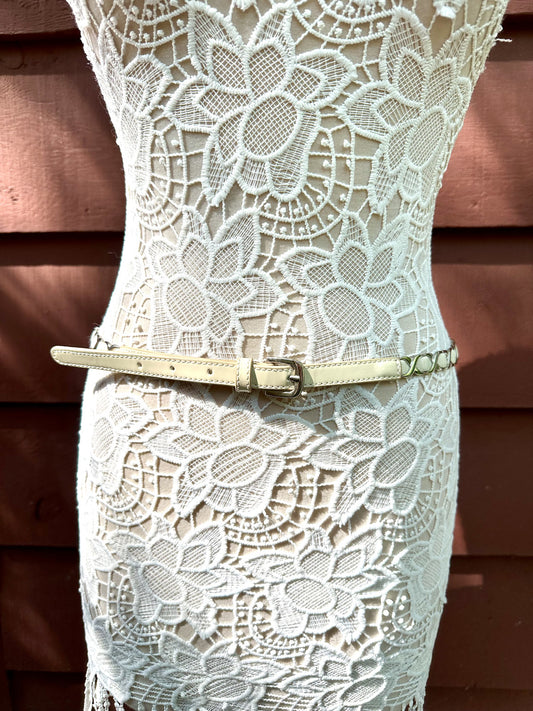 White Faux Leather Interwoven Chain Belt With Silver Hardware