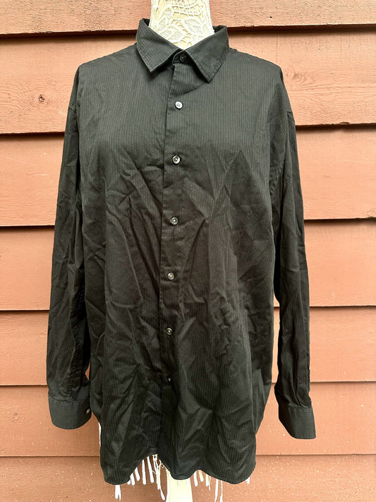 Van Heusen Black Button Up Shirt Classic Casual and Business Casual