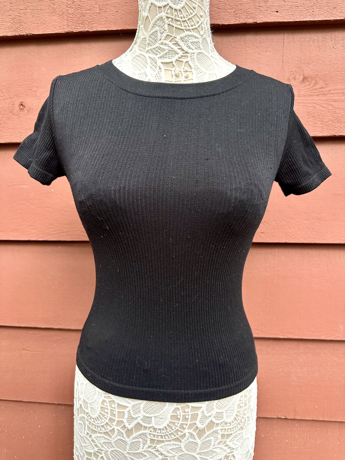 Hippie Rose Black Ribbed Knit Short Sleeve Top Minimalist Casual Chic