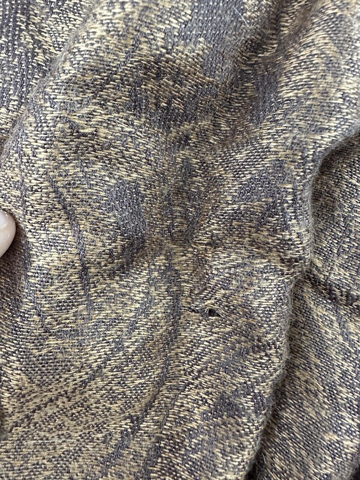 Elegant Brown Paisley Patterned Scarf