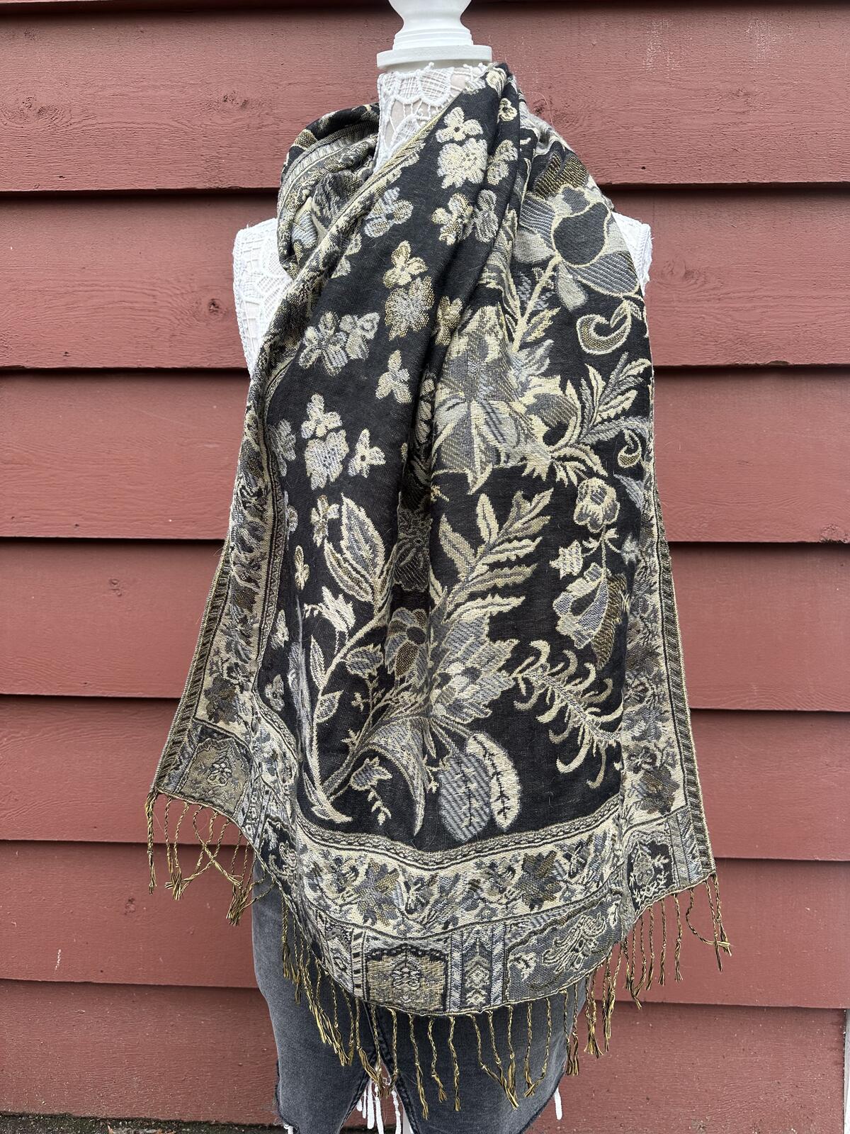 Vintage Inspired Floral Jacquard Scarf