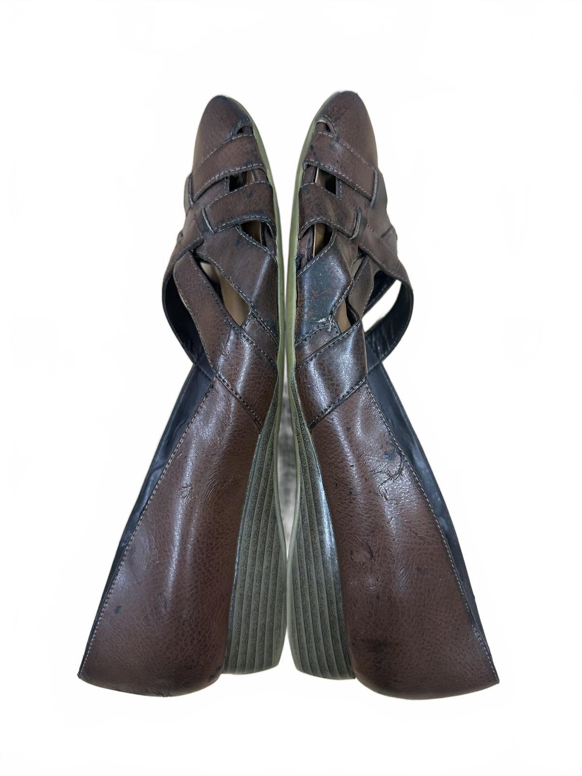 LifeStride Faux Leather Woven Brown Flats Casual Wedges