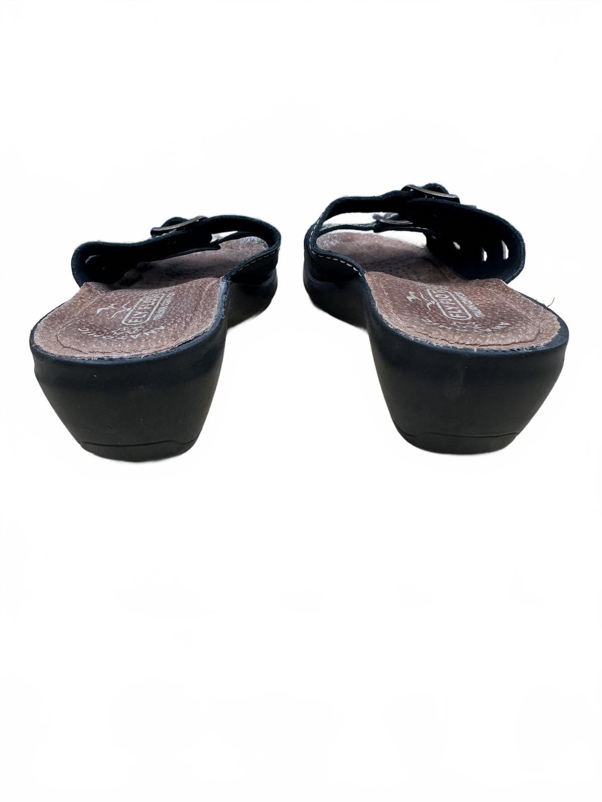 Fly Flot Black Anatomic Comfort Sandals with Adjustable Buckles