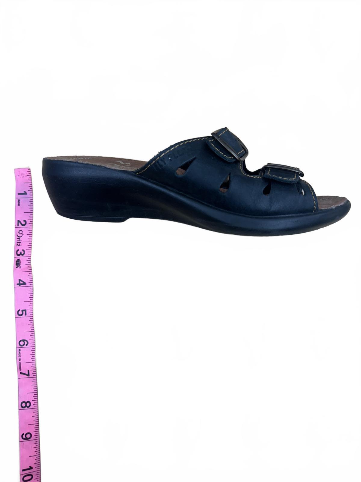 Fly Flot Black Anatomic Comfort Sandals with Adjustable Buckles
