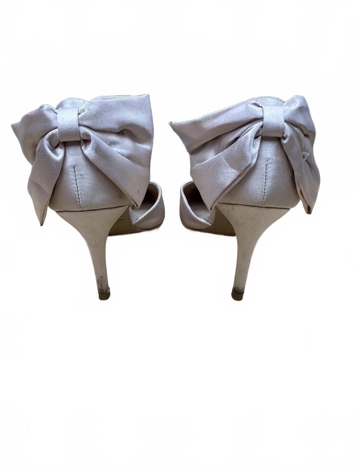 J.C. Elegant Cream Satin Bow Heels Formal Feminine Vintage Inspired Shoes