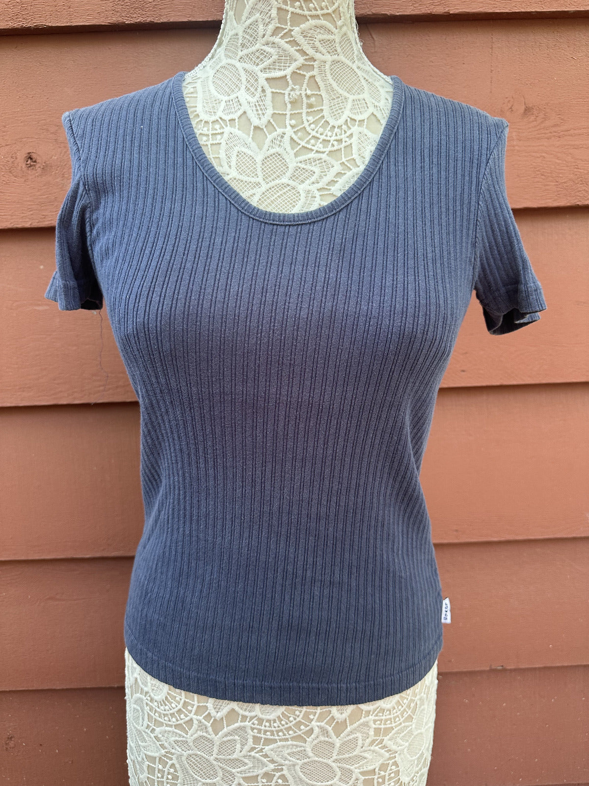Vintage 90s Levi’s Blue Ribbed Scoop Neck Baby Tee
