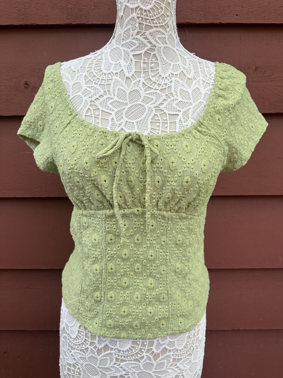So Cinched Front Puff Sleeve Crop Top
