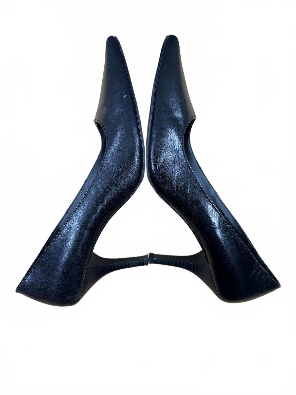 Merona Classic Black Pointed Toe Heels Elegant Minimalist Office Pumps