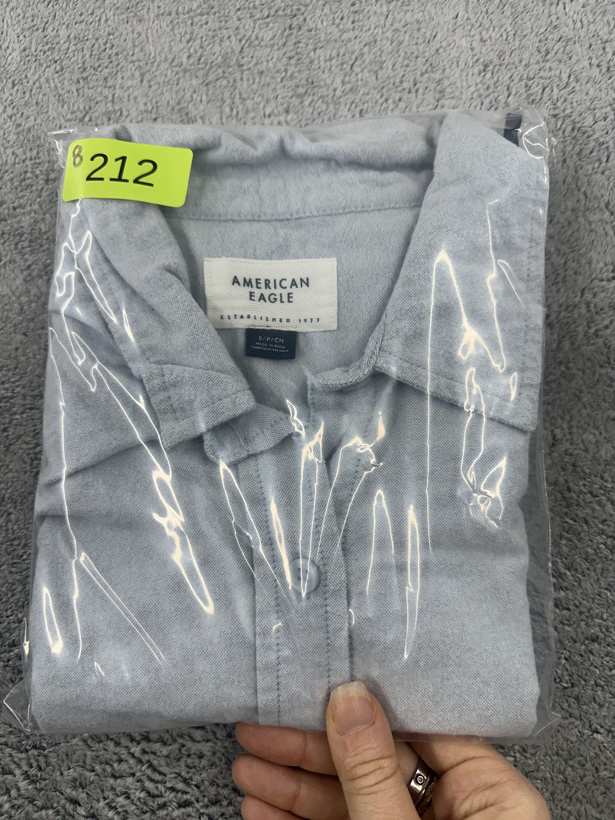 American Eagle Sleeveless Button Up Crop Top