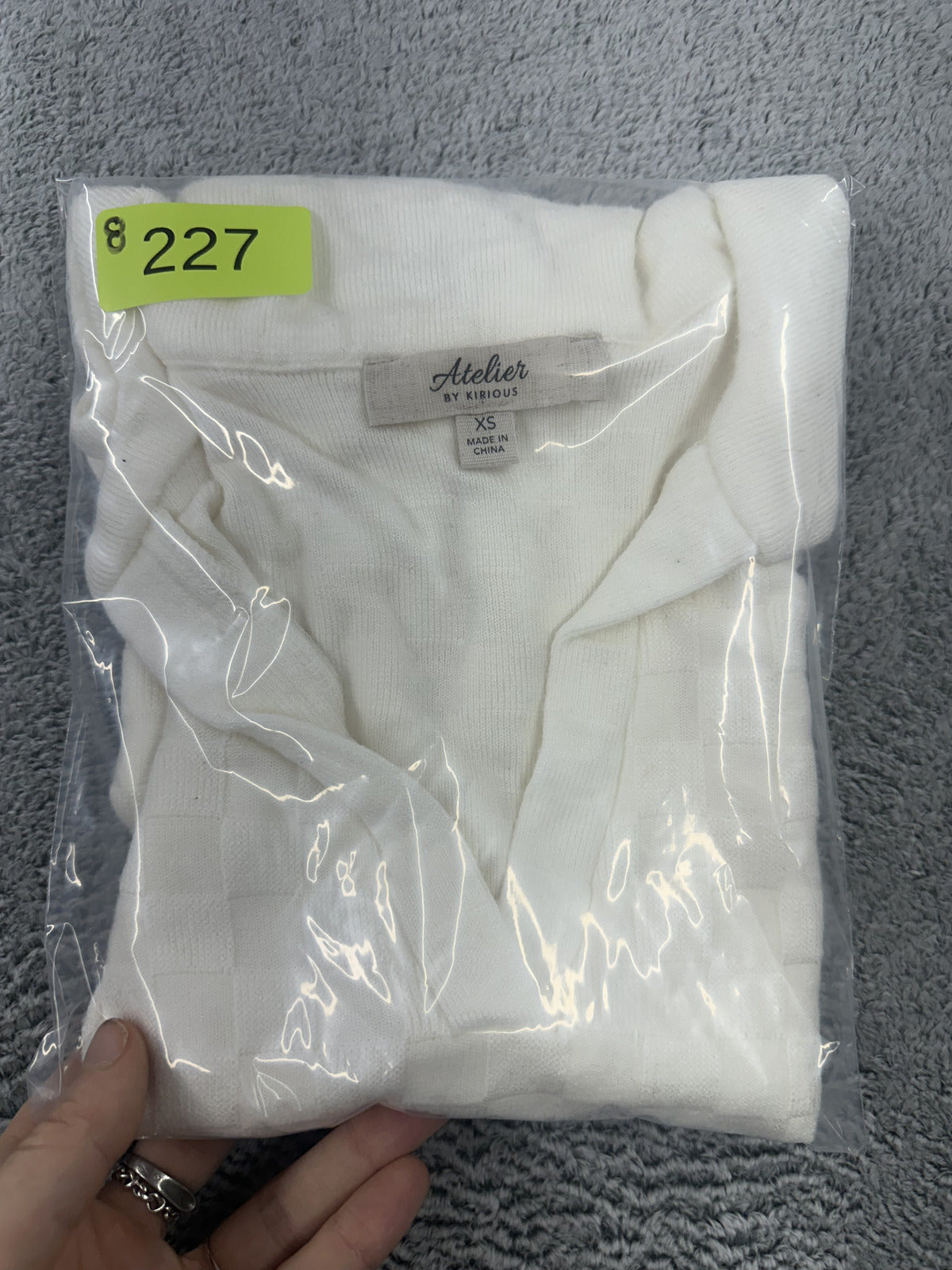 Atelier by Kirious Vintage White Sleeveless Collared Knit Top