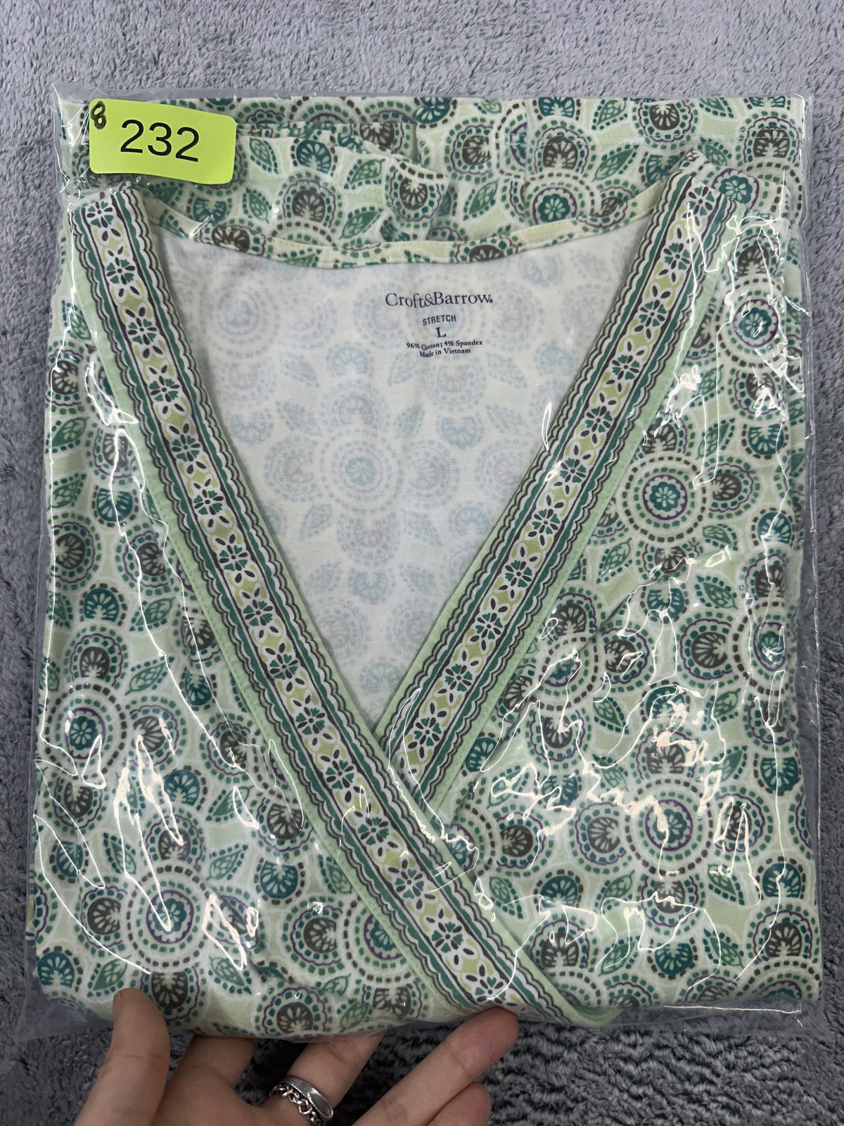 Croft & Barrow Green Geometric Medallion Surplice Tank