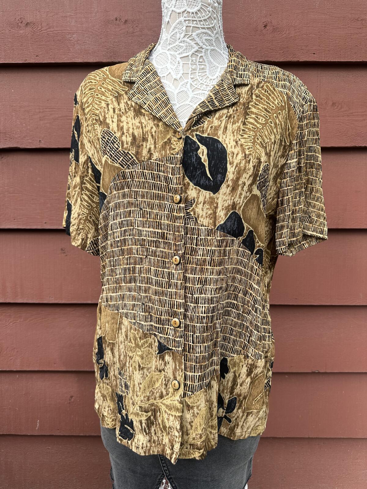 C.L.C Cricket Lane Collection Vintage Bohemian Patchwork Short Sleeve Button Up