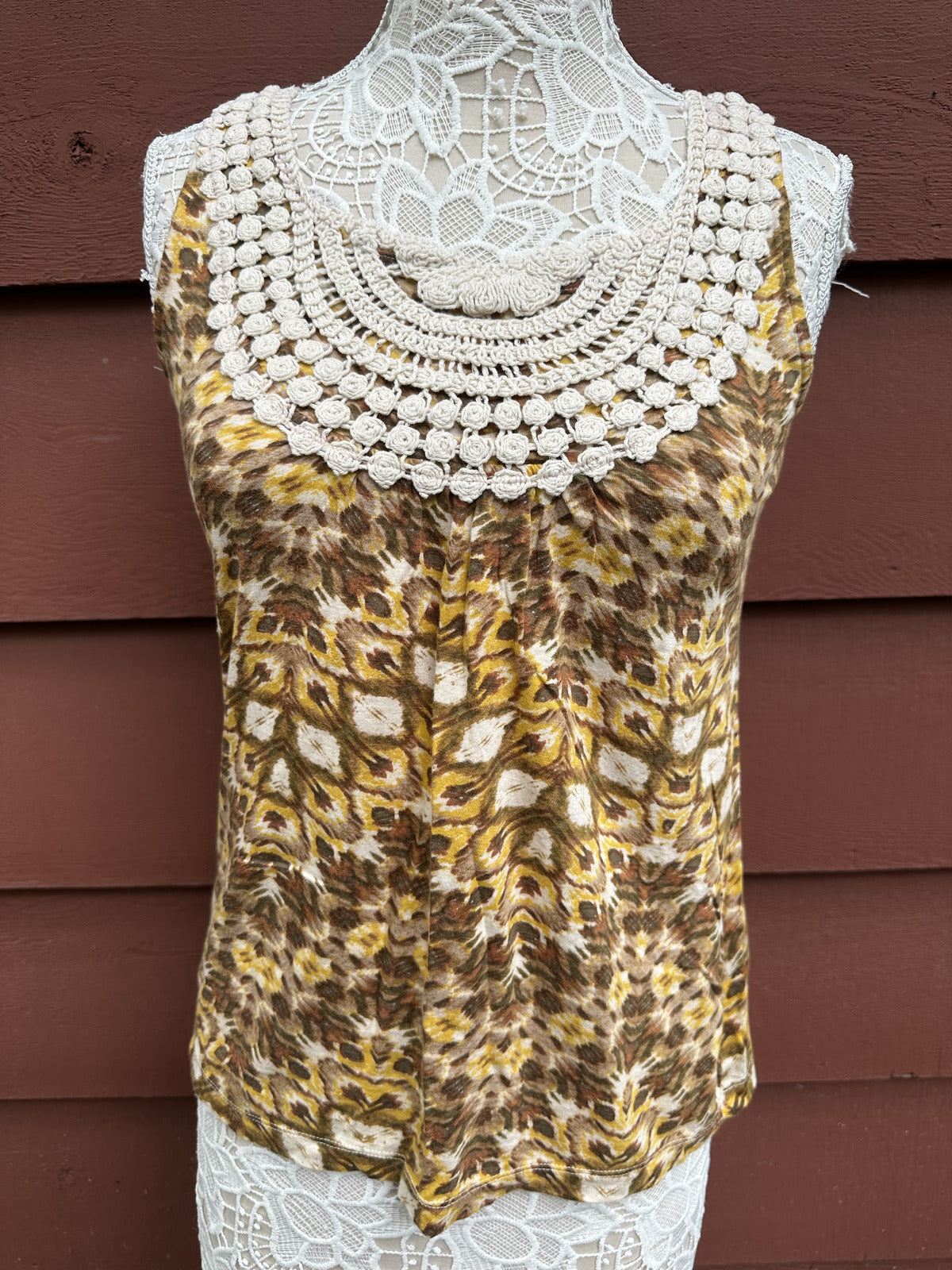 Sonoma Goods for Life Boho Crocheted Lace Round Neck Tank Top