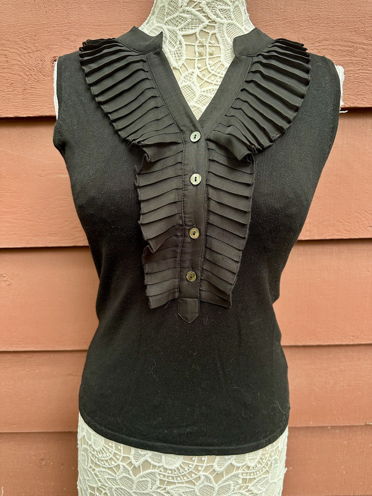 Cache Vintage Black Pleated Ruffle Sleeveless Blouse Y2K Minimalist