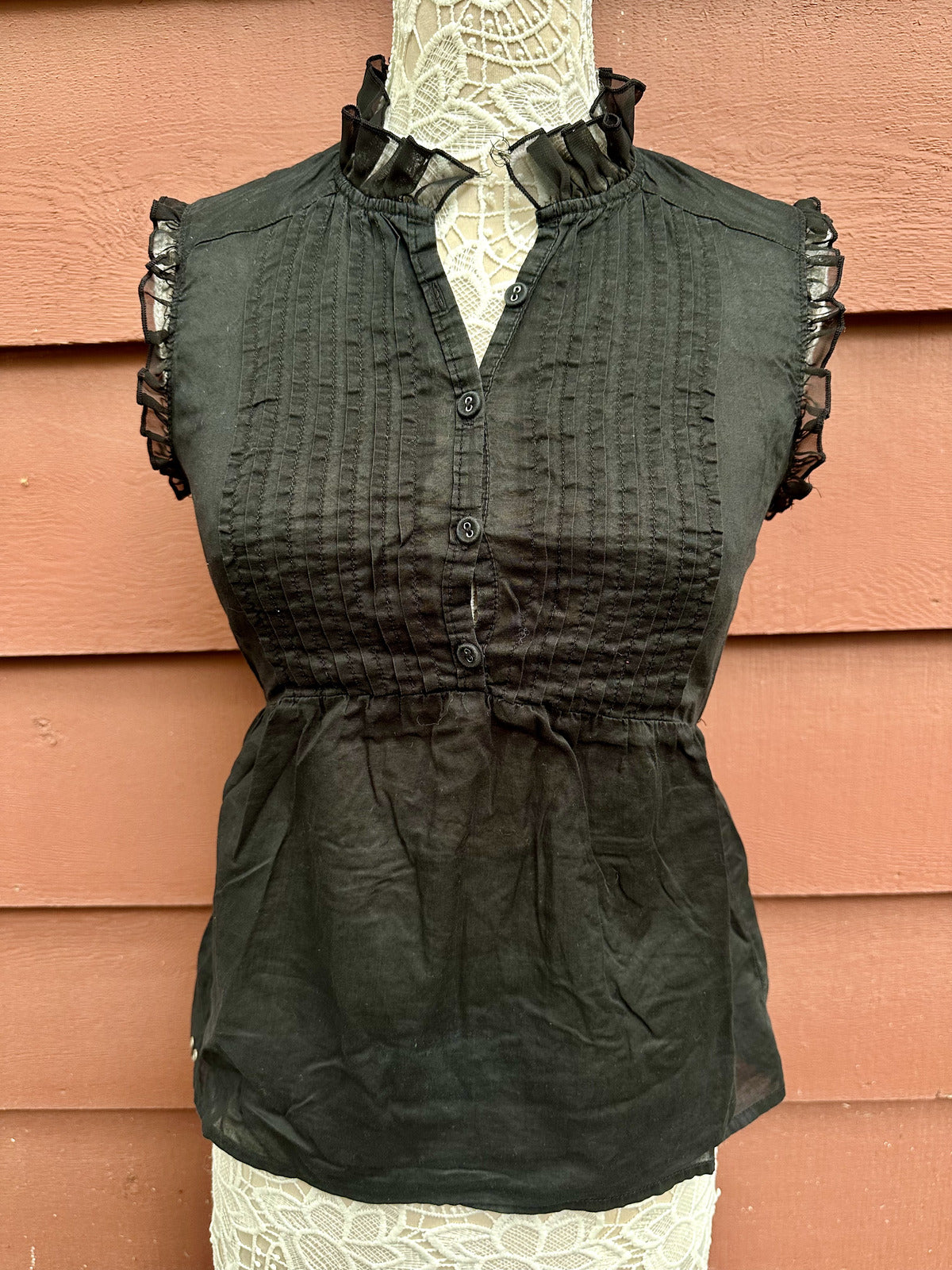 Converse One Star Black Top with Ruffled Collar and Pintuck PleatsY2K Fairycore