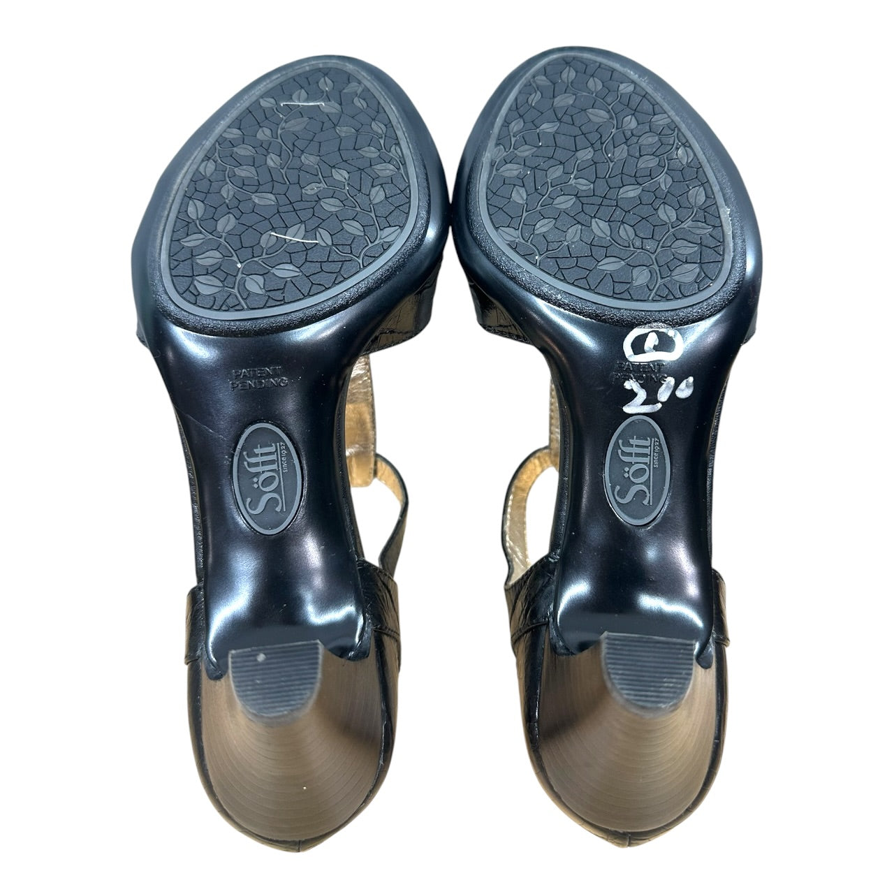 intage Sofft Black Croc Embossed T Strap Open Toe Sandals Heels