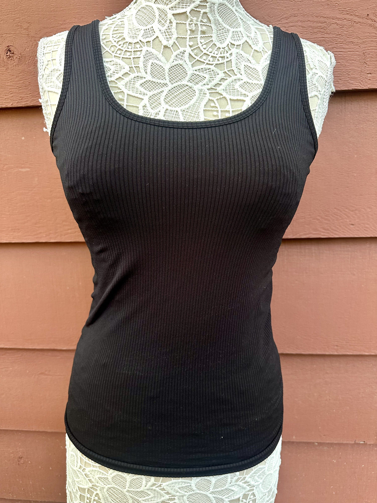 Black Ribbed Tank Top Casual Minimalist Preppy Style