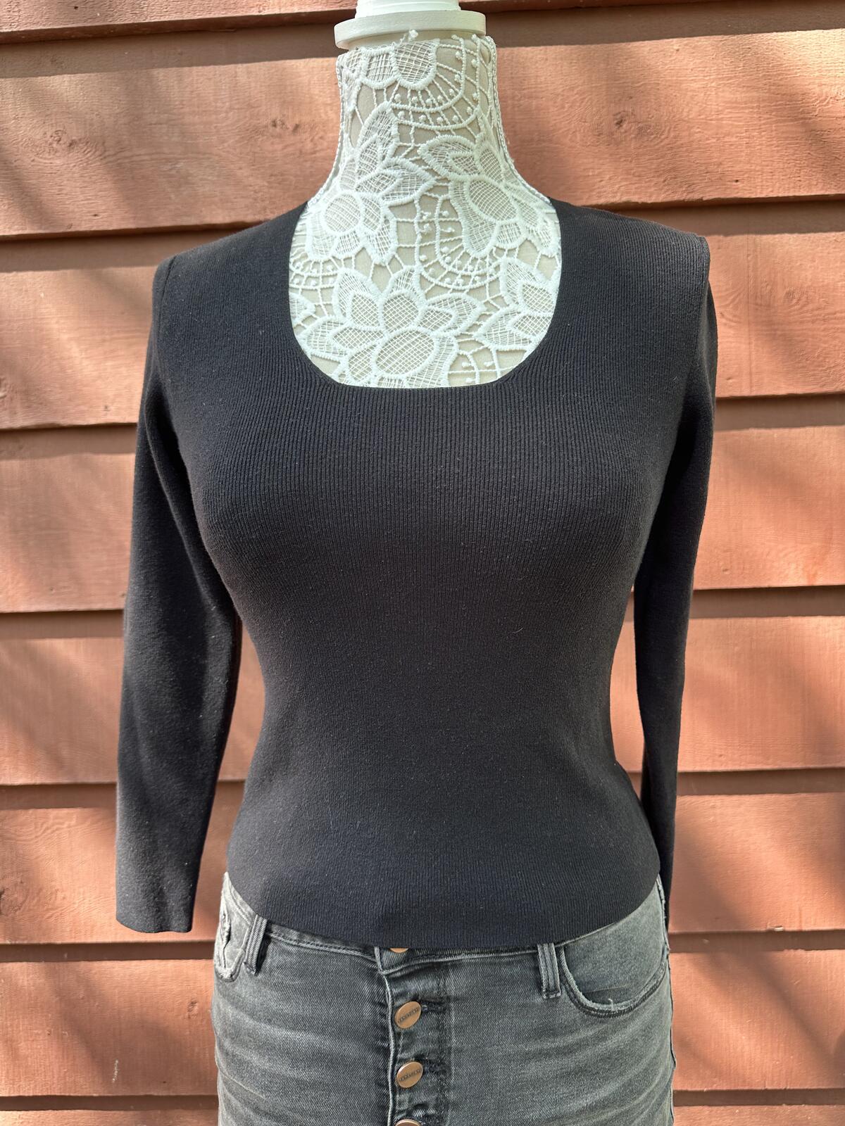 New York & Company Black Long Sleeve Square Neck Sweater