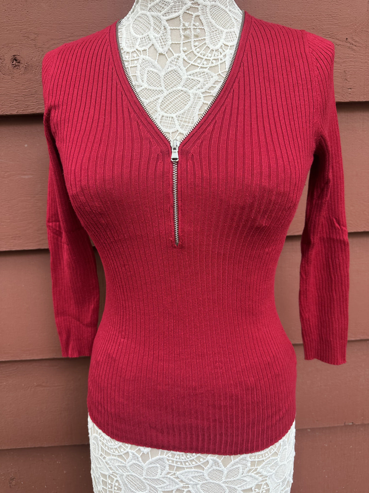 Express Cherry Red Ribbed Knit Sweater with Silver Half Zip Y2K Office Siren
