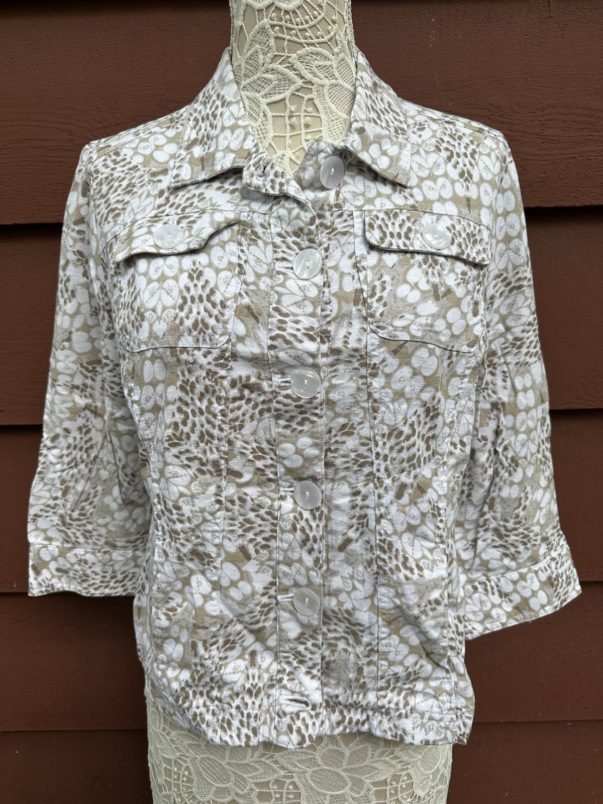 Christopher & Banks Eclectic Grandpa Shacket in Earth Tone Botanical Print
