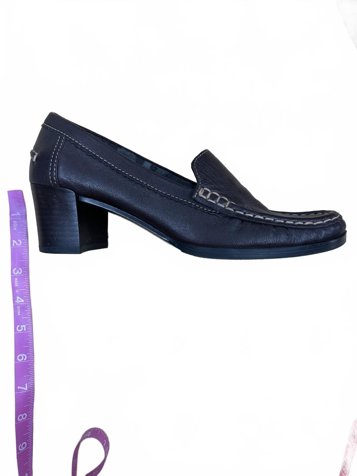 Vintage 90s Liz Claiborne Brown Leather Block Heeled Loafers