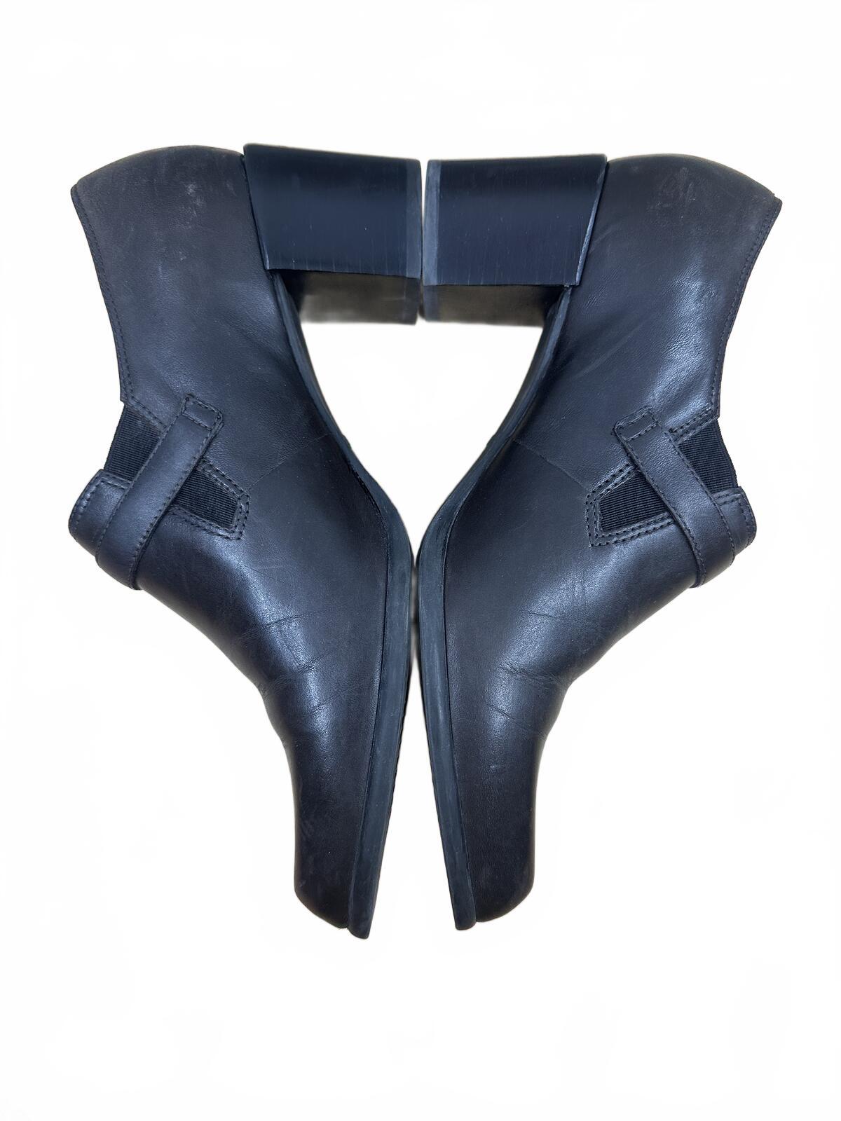 Naturalizer Black Leather Buckle Strap Heeled Shoes