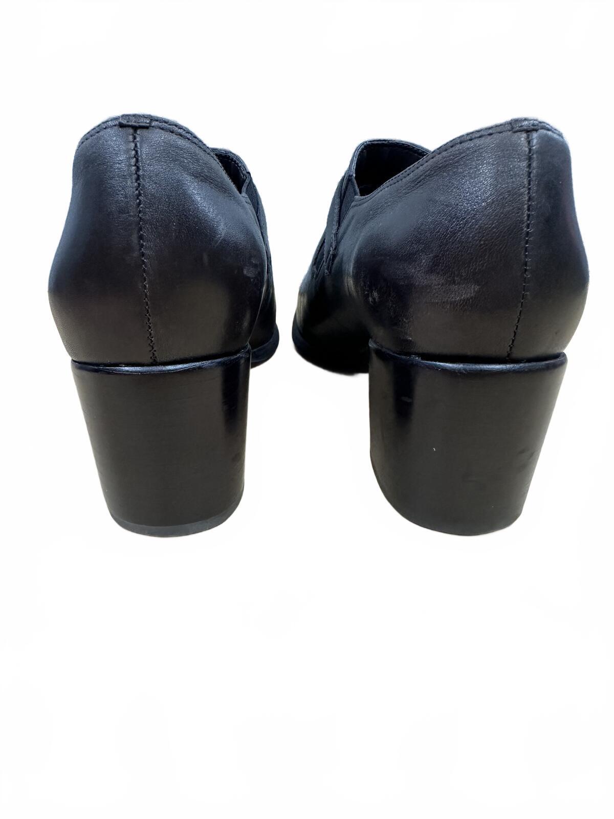 Naturalizer Black Leather Buckle Strap Heeled Shoes