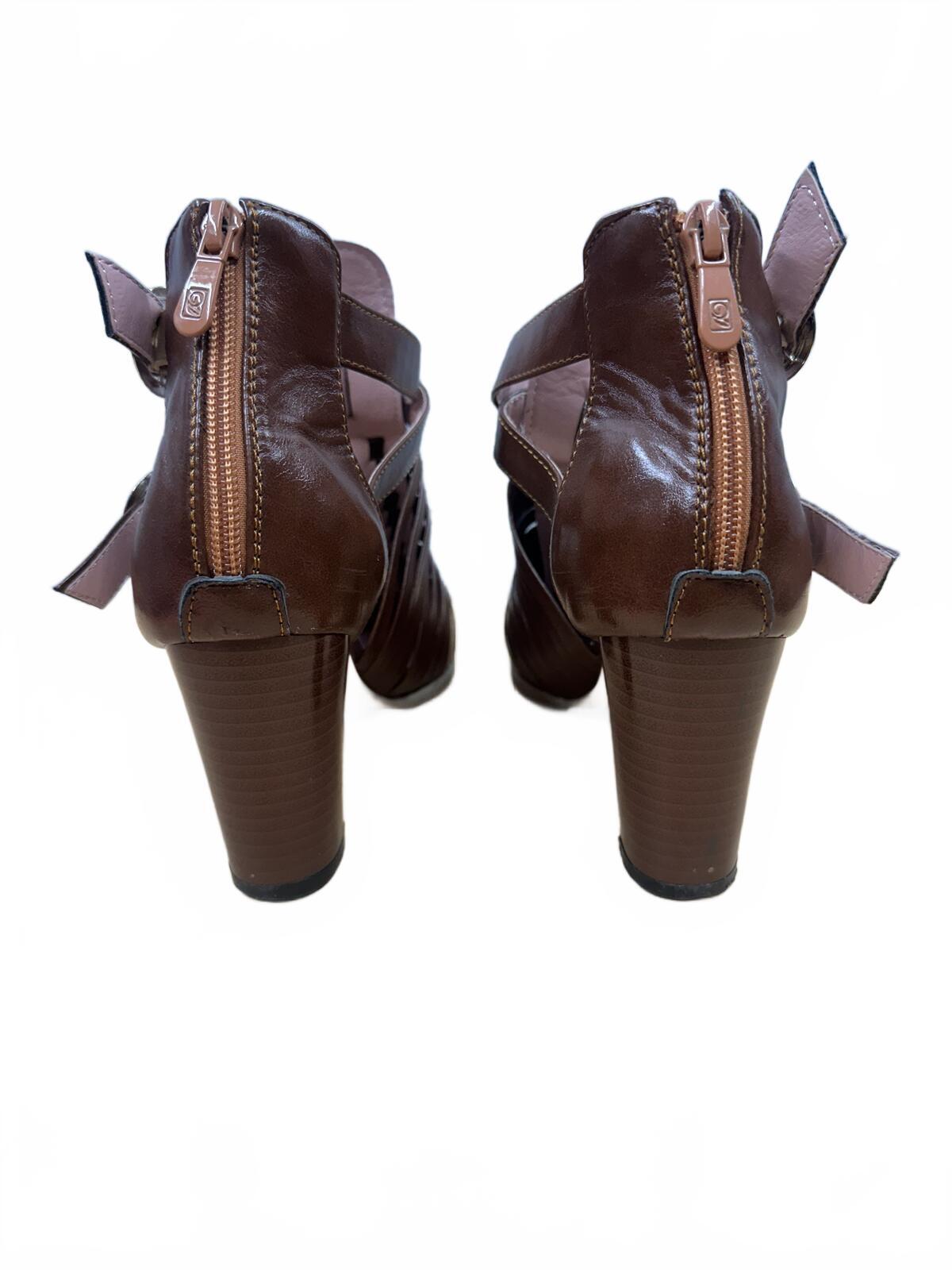 Vintage Inspired Brown Leather Heeled Sandals