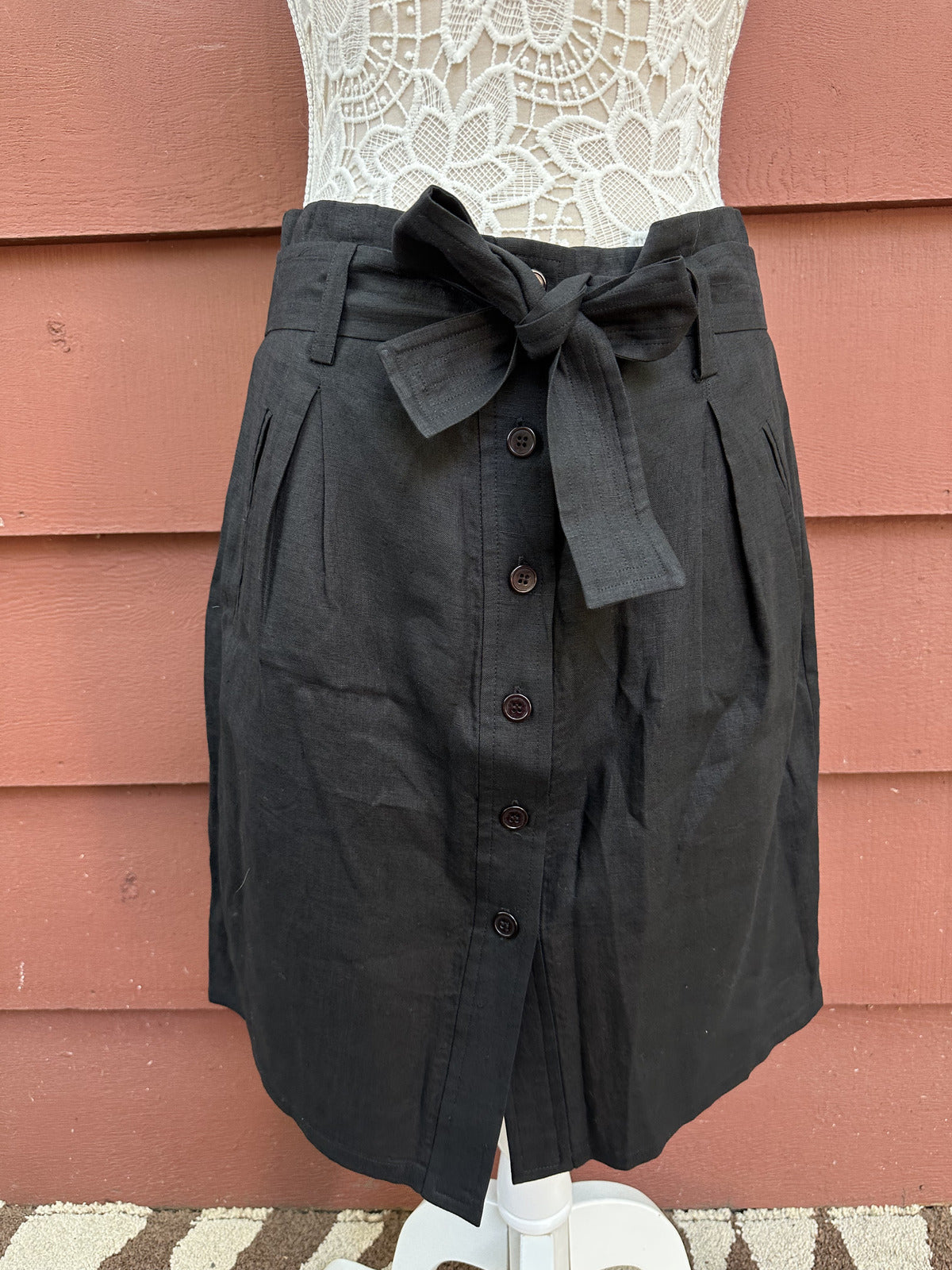 DKNY High Waisted Linen Skirt Black Button Front Belted Waist Y2K