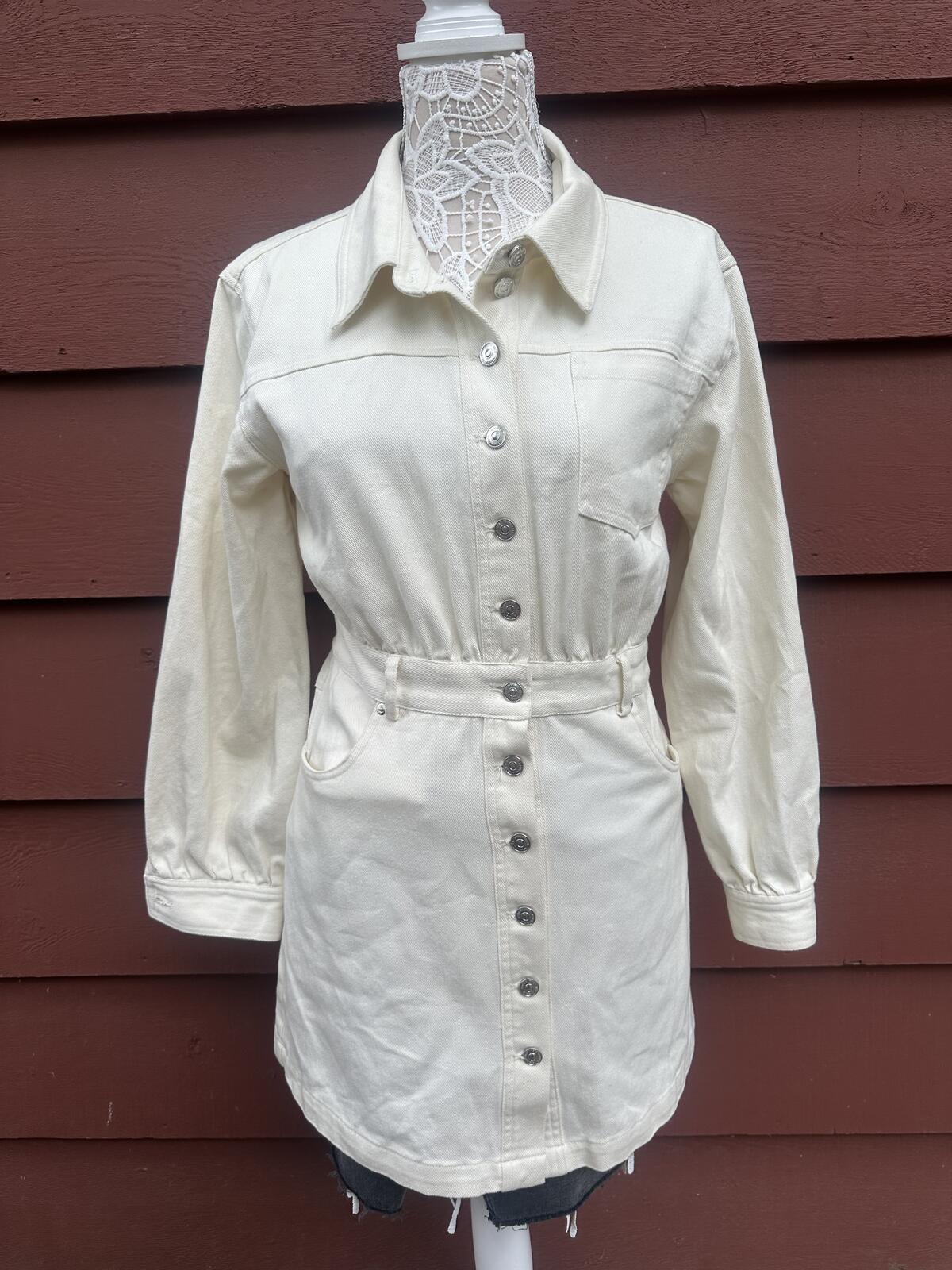 Steve Madden Cream Button Front Shirt Dress with Cinched Waist and Puff Sleeves