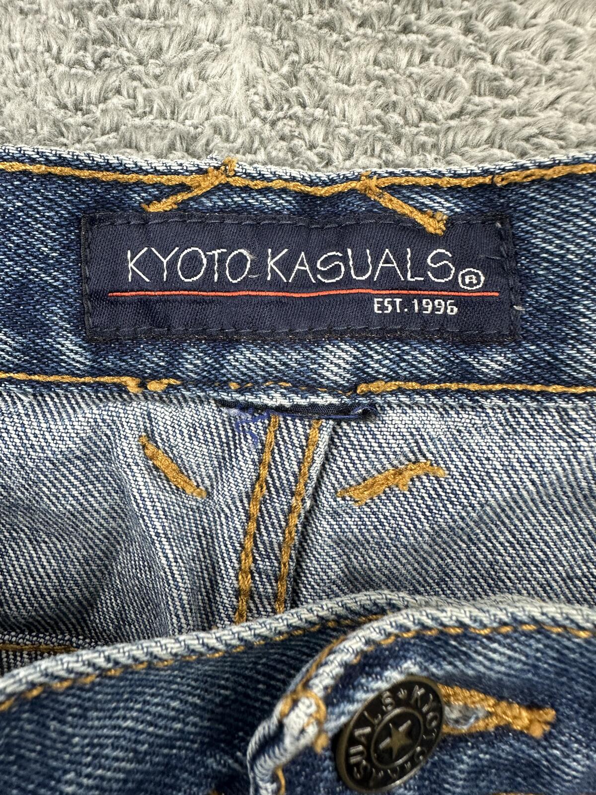 Kyoto Kasuals Vintage Studded Cropped Denim Jeans Mid Blue Frayed Hem Capri