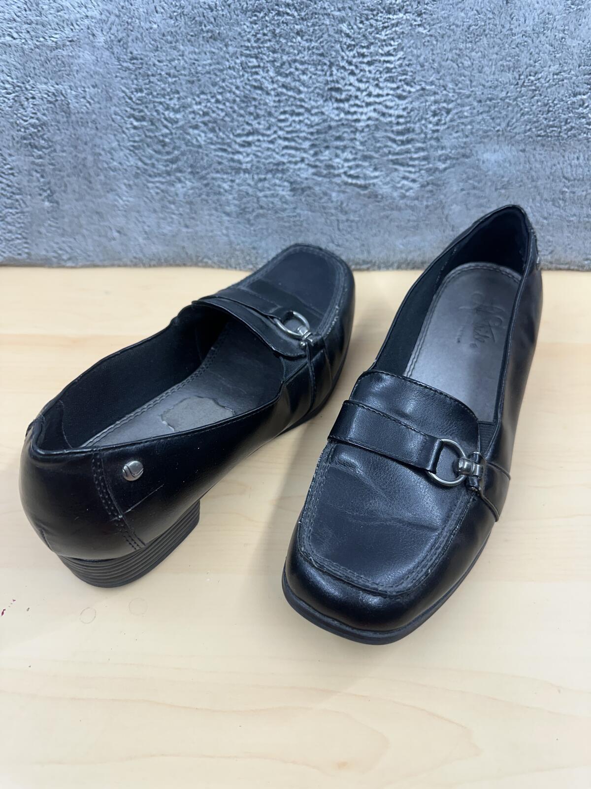 LifeStride Black Leather Loafers with Metal Buckle Accent Classic Comfort